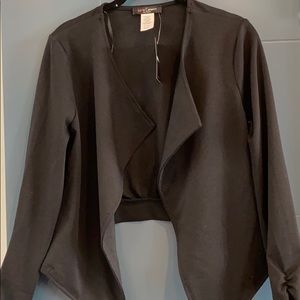 Black crop blazer